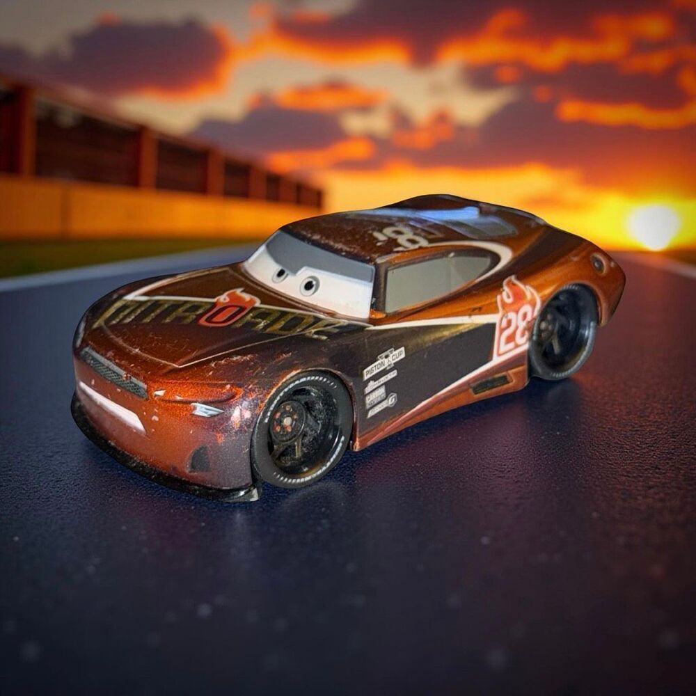 Disney Store Cars 3 Die Cast Tim Treadless Nitroade Car 1:43 Scale A34